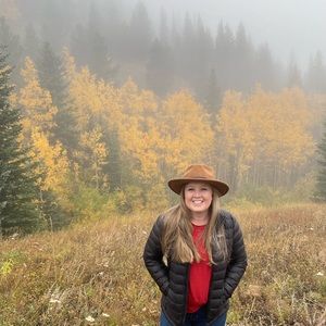 Meet your Posher, Joy